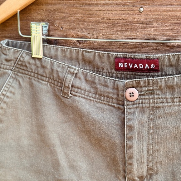 Nevada Cotton Khaki Shorts - high rise -  13-14 - Picture 3 of 4